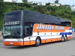 Van Hool TX18 von Janssen Reisen aus Deutschland im Stadthafen Sassnitz.