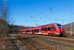   Der vierteilige Bombardier Talent 2 der DB Regio NRW am 15.02.2015 als RE 9 - Rhein Sieg Express (RSX) Aachen - Köln - Siegen kurz vor der Einfahrt in den Bahnhof Betzdorf/Sieg.