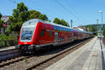 Der RE 9 - Rhein Sieg Express (RSX) Siegen - Köln – Aachen der DB Regio NRW, hat am 06 August 2024 Steuerwagenvoraus den Bahnhof Kirchen/Sieg erreicht. Schublok war die 146 001.