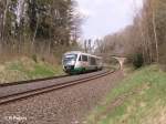 VT24 auf den Weg nach Regensburg HBF in der Kurve von Schnfeld.