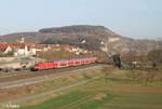 146 240-7 fährt in Retzbach-Zellingen als RE 4620 Bamberg - Frankfurt/Main ein.