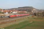 146 240-7 fährt in Retzbach-Zellingen als RE 4620 Bamberg - Frankfurt/Main ein.