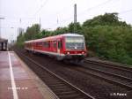 928 514 rollt solo in Richtung Dsseldorf HBF bei Dsseldorf Vlklingerstrasse vorbei.