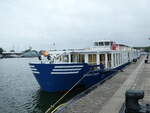 (254'426) - Motorschiff Fr�d�ric Chopin auf dem Peenestrom am 31.
