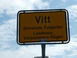 (254'566) - Ortstafel von Vitt am 1.