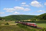 Puma-Wagen mit Wittenberger Steuerwagen geschoben von 111 178 am 12.08.12 in der Nhe von Harrbach