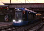 RSAG-Wagen 802 Tina  stand am Morgen des 10.04.2026 um 06:22 Uhr in der Haltestelle Rostock-Holbeinplatz.