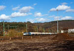 Die an die Retrack Germany GmbH (Hamburg, das VTG-eigene Eisenbahnverkehrsunternehmen) vermietete Railpool 186 540-1  Anton  (91 80 6186 540-1 D-Rpool) fährt am 23 Februar 2025 mit einem Druckgas-Kesselwagenzug, Wagen der Gattung Zagkks, laut Gefahrentafel (23/1965) beladen mit Kohlenwasserstoffgas, Gemisch, verflüssigt, durch Scheuerfeld/Sieg in Richtung Köln. Sie trägt Aufkleber „Bombardier TRAXX Nr. 200 für Railpool“. 

Die Bombardier TRAXX F140 MS(2E) wurde 2020 von Bombardier in Kassel unter der Fabriknummer 35654 gebaut und an die Railpool ausgeliefert. Sie ist damit die 200te Bombardier TRAXX-Lok für die Railpool GmbH (München). Die Multisystemlokomotive hat die Zulassungen bzw. besitzt die Länderpakete für Deutschland, Österreich, Polen, Tschechien, Slowakei, Ungarn und die Niederlande (D/A/PL/CZ/SK/HU/NL).
