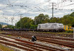   Die für die CFL Cargo fahrende Alstom Prima 37004 (91 87 0037 004-5 F-AKIEM) der Akiem, ex Fret SNCF 437004, fährt am 04.09.2020 mit einem leeren Flachwagenzug durch Koblenz-Lützel in