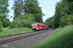 612 667 + 627 als umgeleiteten IRE 3086 Dresden - Nrnberg in der Kurve von Schnfeld.