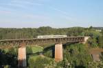 Ag84405 Neumarkt/Oberpfalz - Plattling auf dem Viadukt Beratzhausen.