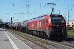 Am 30 April 2026 zieht  DBC 2159 242 ein Kesselzug durch Neuwied.