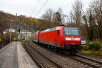 Geschoben von der 146 006-2 (91 80 6146 006-2 D-DB) der DB Regio NRW verlsst der RE 9 - Rhein Sieg Express (RSX) Siegen - Kln – Aachen nun Steuerwagen voraus den Bahnhof Kirchen/Sieg und fhrt
