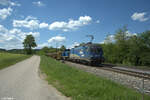 182 911 + 275 101 mit einem Rundholzzug nach Hängersberg bei Pölling.14.05.24