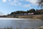 IGE 216 224 und RailTransport 745 701 ziehen den leeren LovoChemie-Zug bei Oberteich in Richtung CZ.