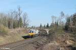 266 442-3 zieht bei Schönfeld den Zementzug Rüdersdorf - Regensburg.