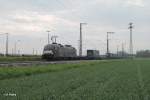 ES64 U2-097 mit LKW-Walter bei Regensburg Ost.