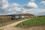 X4E 854 mit Containerzug in Richtung Norden bei Treuchtlingen. 23.03.24