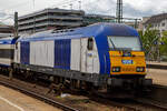 Die Siemens ER20 - DE2000-02 (92 80 1223 054-8 D-NOB) der Nord-Ostsee-Bahn GmbH steht am 16.06.2015 im Bahnhof Hamburg-Altona mit dem NOB Zug nach Westerland auf Sylt zur Abfahrt bereit.