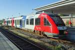 Nordbahn VT2.77 steht am frühen Morgen von 21 September 2022 in Heide (Holst).