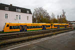 Zwei gekuppelte STADLER Regio-Shuttle RS1 der „oberpfalzbahn“ eine Marke der „Die Länderbahn GmbH (DLB)“, vorne (95 80 0650 669-4 D-DLB) und hinten 650 674 (95 80 0650