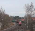 270082 fährt mit dem Containerzug Hof - Wiesau in Marktredwitz ein.