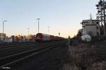 270080 alias 223 101 steht mit dem Wiesau Containerzug zur Abfahrt nach Hamburg bereit.