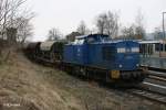 204 012-4 steht mit Schotterwagen in Pechbrunn 15.04.12