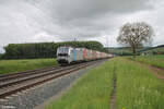 6193 097-3 zieht bei Retzbach-Zellingen ein MARS Spedition Wechselpritschenzug. 18.05.24