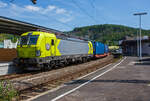Die an die RTB Cargo vermietete SIEMENS Vectron MS 7193 102 (91 80 7193 102-9 D-ATLU) der Alpha Trains Belgium N.V. fhrt am 19 Juli 2025 mit einem KLV-Zug durch den Bahnhof Betzdorf/Sieg in Richtung Kln.

Die Multisystemlokomotive Siemens Vectron MS wurde 2025 von SIEMENS Mobilitiy in Mnchen-Allach unter der Fabriknummer 23858 gebaut. Sie wurde in der Variante MS A54 ausgefhrt und hat so die Zulassungen und Lnderpakete fr Deutschland, sterreich, Belgien, die Niederlande, Tschechien, die Slowakei, Ungarn, Rumnien und Polen. Fr Serbien (SRB), Bulgarien (BG) und Kroatien (HR) sind auch Zulassungen vorgesehen, aber ist z.Z. noch durchgestrichen.

So besitzt die Variante MS A54 folgende Zugsicherungssysteme: ETCS BaseLine 3, sowie fr Deutschland (PZB90 / LZB80 (CIR-ELKE I)), fr sterreich (ETCS Level 1 mit Euroloop, ETCS Level 2, PZB90 / LZB80), fr Belgien (ETCS L1, ETCS L2, TBL1+), fr die Niederlande (ETCS Level 1, ETCS Level 2, ATB-EGvV), fr Tschechien und die Slowakei (LS (Mirel)), fr Ungarn (ETCS Level 1, EVM (Mirel)), fr Polen (SHP) und fr Rumnien, Serbien, Bulgarien und Kroatien (PZB90).
