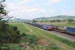 482 012-2 zieht bei Großsachsen-Heddesheim einen Containerzug in Richtung Mannheim/Heidelberg.