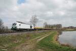 248 995 mit einem Bauzug aus Cheb nach Weiden bei Wiesau/Oberpfalz. 10.04.23