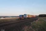 211 011-3 zieht bei Oberteich im aller letzten Licht den Wiesau - Hamburg Containerzug.