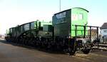 Schnabeltragwagen leer, 996 0 005-0 der K�bler Spedition in V�hringen am 05.12.2015. Leerer Wagen mit zusammengesetztem Tragschnabel.