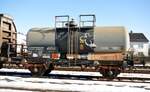 Kesselwagen Gefahrgut 80/1830 Schwefels�ure  23 RIV 80 DB 736 9 735-7 P in V�hringen am 19.01.2010.