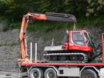 (264'091) - PistenBully Axalp - BE 4087 - K�ssbohrer am 29. Juni 2024 beim Bahnhof Brienz