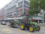 (219'446) - John Deere - BE 11'414 - beladen mit einem B�hrer am 2.