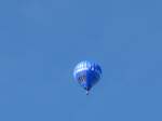 (155'844) - Ein Heissluftballon �ber dem Niesen am 19.