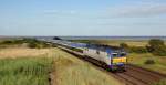 Mit der NOB 81822 nach Westerland auf Sylt fuhr DE 2700-08 an der Morsumer Nssespitze an den Fotografen vorbei.