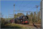 Die SNCF 141 R 568 auf ihrer Herbstrundfahrt bei der Ankunft in Palézieux.