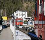 Während der TMR BDeh 4/8 22 als TER 18914 von Vallorcine nach Saint-Gervais-Bains in Montroc-le-Planet angekommen ist, trifft der Gegenzug, der SNCF Z 800 003 (94 87 0000 806-3) als TER 18959 von Les Houches nach Vallorcine unterwegs gerade ein. 

26. Dez. 2025
