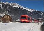 Der SNCF TER 18912 erreicht von Vallorcine kommend Chamonix Mont Blanc.