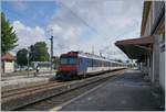 Der SBB NPZ wird in Frase für die Rückfahrt (10:53) nach Neuchâtel vorbereitet und besteht aus folgenden Fahrzeugen: RBDe 562 004-2, AB 50 85 30-603-1, B 50 85 20-35 600-9, B 50 85
