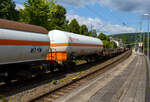 Vierachsiger Drehgestell 117 m³ Druckgaskesselwagen ohne Sonnenschutzdach, 33 87 7811 307-0 F-ERSA, der Gattung Zags (Safety++), der französischen Ermewa SA, laut Anschrift ist der Wagen leer und mit Stickstoff (Nitrogen) gespült, am 17 Juli 2025 im Zugverband bei einer Zugdurchfahrt in Kirchen (Sieg) in Richtung Köln.

Diese vierachsigen Kesselwagen aus feinkörnigem Kohlenstoffstahl vom Typ Zags (Safety++) mit einem Fassungsvermögen von 117 m³ sind für den Transport von Flüssiggasen der Klasse 2 (Propan, Propylen, Butadien, Butan, Ethylamin, Isobuten, A/A0/A1/B/C-Gemische, Isobutan) ausgelegt. Diese innovativen Kesselwagen verfügen über Schutzschilde, um den Tank zu schützen und seine Unversehrtheit zu gewährleisten und das Risiko einer Leckage bei bis zu 75 km/h zu minimieren. Der Waggon ist außerdem mit einer Kompaktbremseinheit mit automatischer Lastabbremsung ausgestattet, um Fehlfunktionen zu vermeiden. Optional sind auch Telematiksensoren zur Überwachung der Bremsen erhältlich. Der Waggon entspricht den neuesten geltenden europäischen Gesetzen (4. Eisenbahnpaket) und dem RID 2019.

TECHNISCHE DATEN (gem. Anschriften):
Spurweite: 1.435 mm (Normalspur)
Achsanzahl: 4 (in 2 Drehgestelle)
Länge über Puffer: 18.100 mm
Drehzapfenabstand: 12.100 mm
Achsabstand im Drehgestell: 1.800 mm
Laufraddurchmesser: 920 mm (neu)
Höchstgeschwindigkeit: 100 km/h (beladen) / 120 km/h (leer)
Eigengewicht: 33.320 kg
Nutzlast: 56,6 t (bei Streckenklasse D)
Gesamtvolumen: 116.850 Liter (116,85 m³)
Tankwerkstoff: feinkörniger Kohlenstoffstahl (z.B. P460NL2 früher EStE 460)
Handbremse: Vom Boden aus bedienbar an einem Drehgestell
Kleinster befahrbarer Gleisbogen: R 35 m
Besonderheit: Crashpuffer, sowie Schutzschild gem. TE25
Intern. Verwendungsfähigkeit: TEN-GE

Tankcode:  P26BH
P =Tank für verflüssigte oder unter Druck gelöste Gase
27 = Mindestberechnungsdruck 27 bar (Arbeitsdruck 21 bar)
B = Tank mit Bodenöffnungen mit 3 Verschlüssen für das Befüllen oder Entleeren 
H = luftdicht verschlossener Tank
