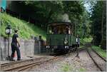 Die LEB G 3/3 N° 5 (Baujahr 1890) der Blonay Chamby Bahn dampft zur Lokwartung in Chaulin. 

4. Aug. 2024 