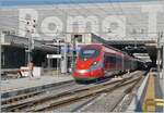 Der FS Treniatalia ETR 400 011 erreicht  wie gut zu erkennen ist, den Bahnhof ROMA TERMINI. 

30. Sept. 2025