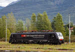 Die an die SBB Cargo International AG vermietete MRCE-Dispolok ES 64 F4 - 083 bzw.