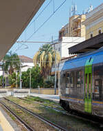 Bahnhofsimpression am 19.07.2022 im Bahnhof Syrakus (Stazione di Siracusa).