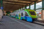 Der Eti 8/8 – 404 der Ferrovia Trento-Malè (FTM) steht am 26.03.2022 im Schmalspurbereich vom Bahnhof Trento/Trient.