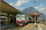 FS E 632 004 mit einem Regionalzug nach Novara in Domodossola.
20. Aug 2011